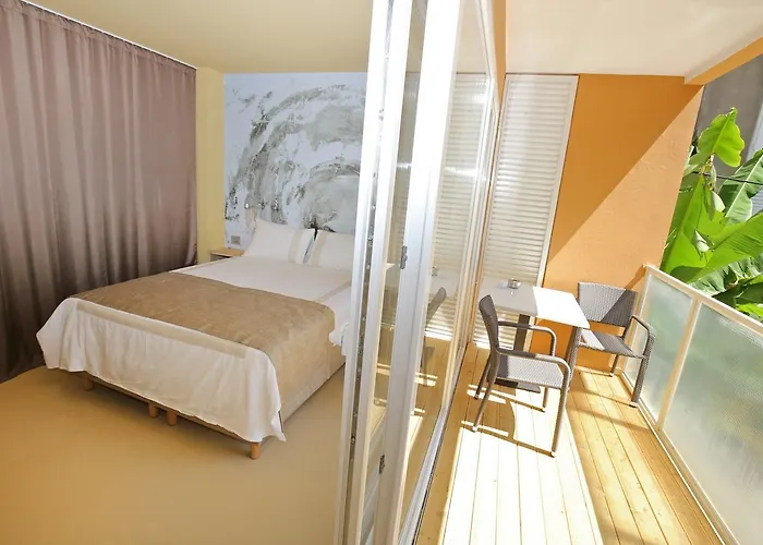 Kai Boutique & Задар